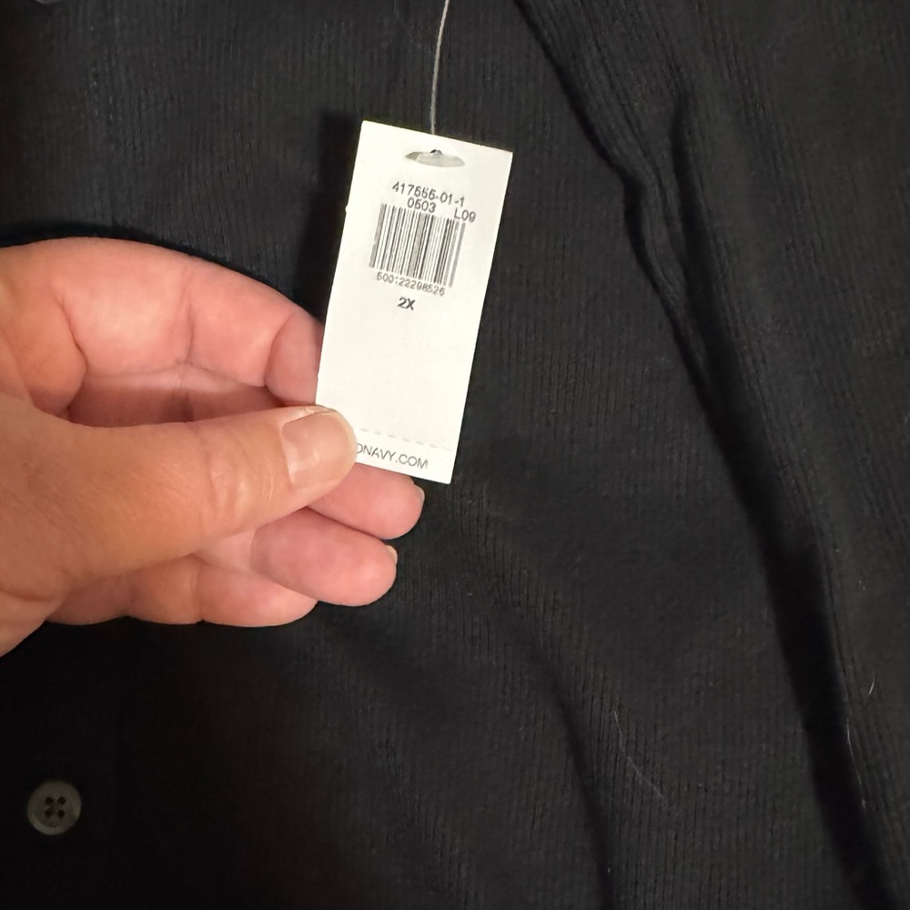 Old Navy Women's Black Button Down Shirt - Picture 2 of 2
